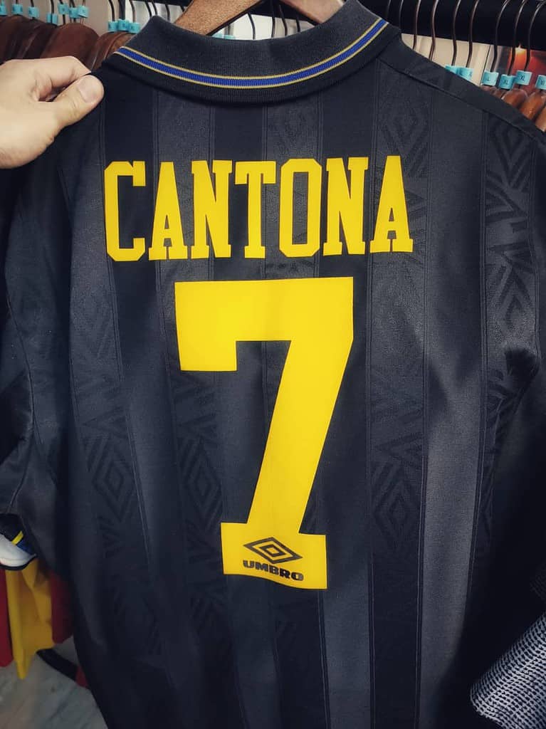 เสื้อบอลสะสม classic football shirts แมนเชสเตอร์