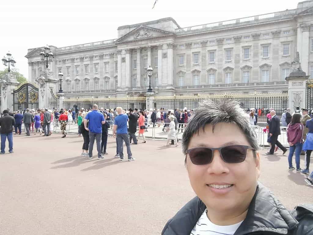 พระราชวังบัคกิ้งแฮม Buckingham palace